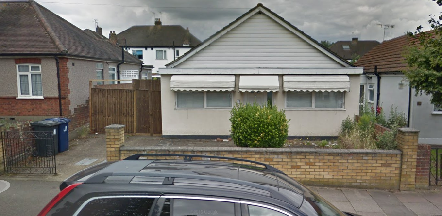 Property photo 1 of 1 17 Eastmead Avenue 2 Bedroom House