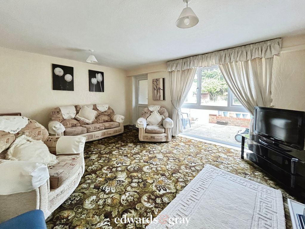 Property photo 3 of 16