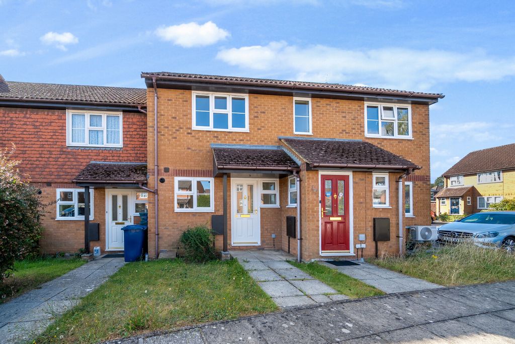 Property photo 1 of 15 1321693-17-686Cdc...