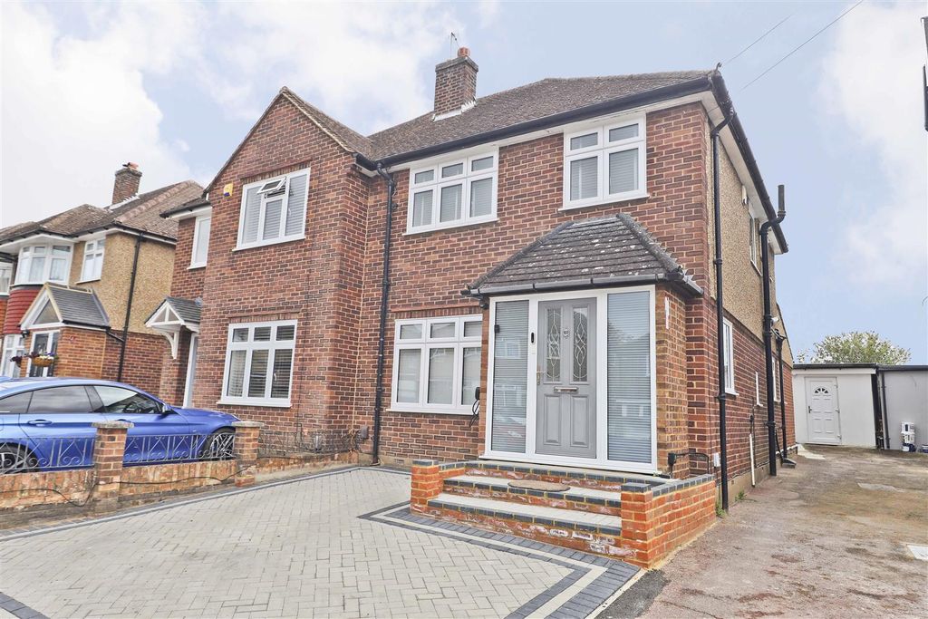 Property photo 1 of 13