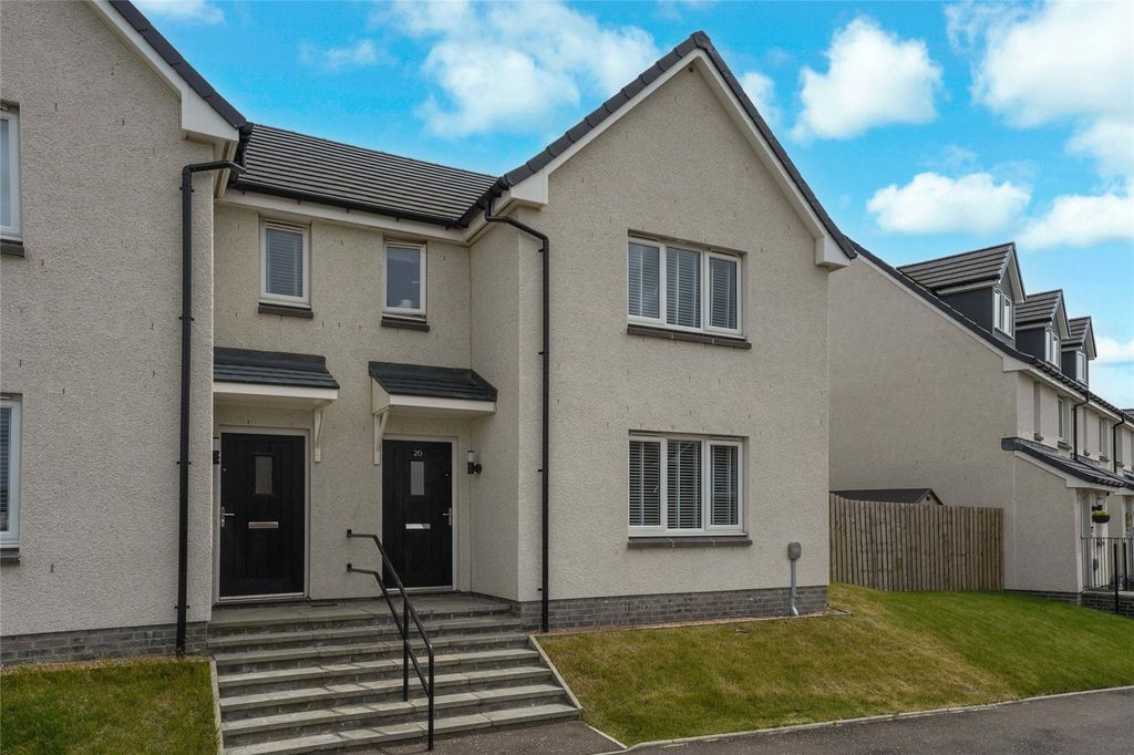 Property photo 1 of 16 Picture No. 02