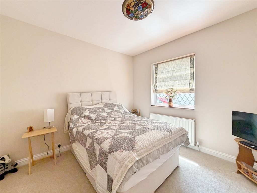 Additional image 12 of 2 bed detached bungalow for saleSkitts Hill, Braintree CM7