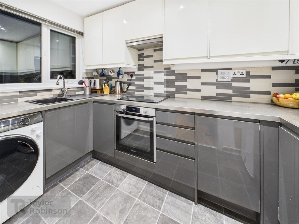 Property photo 2 of 17 Cam02600G0-Pr0619-Still009.Jpg