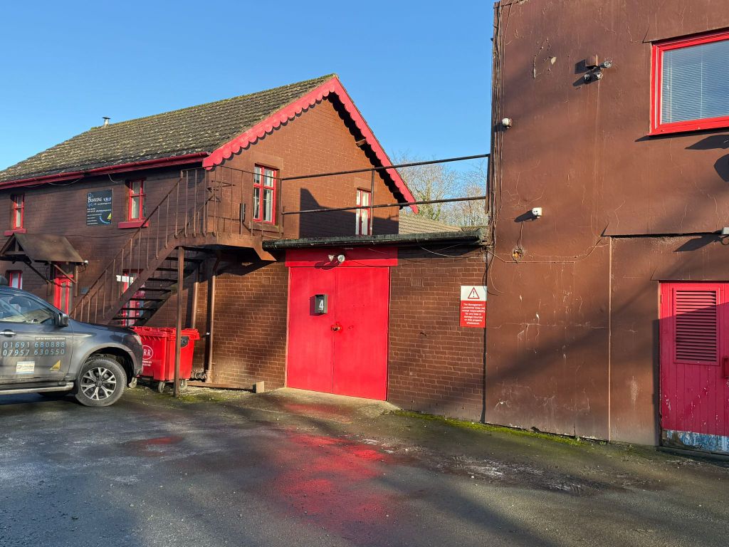 Property photo 2 of 12