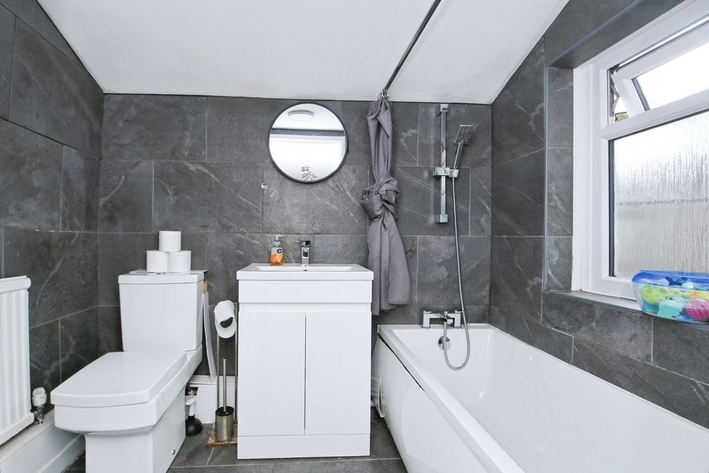 Property photo 3 of 14 Pbox-Img.Jpg