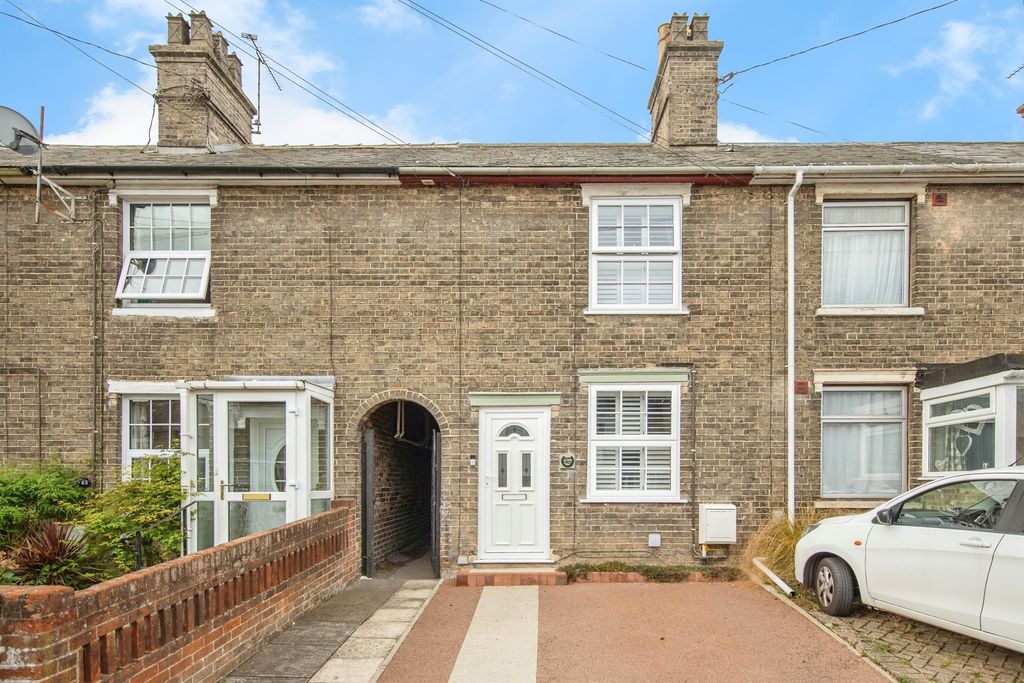 Property photo 1 of 16