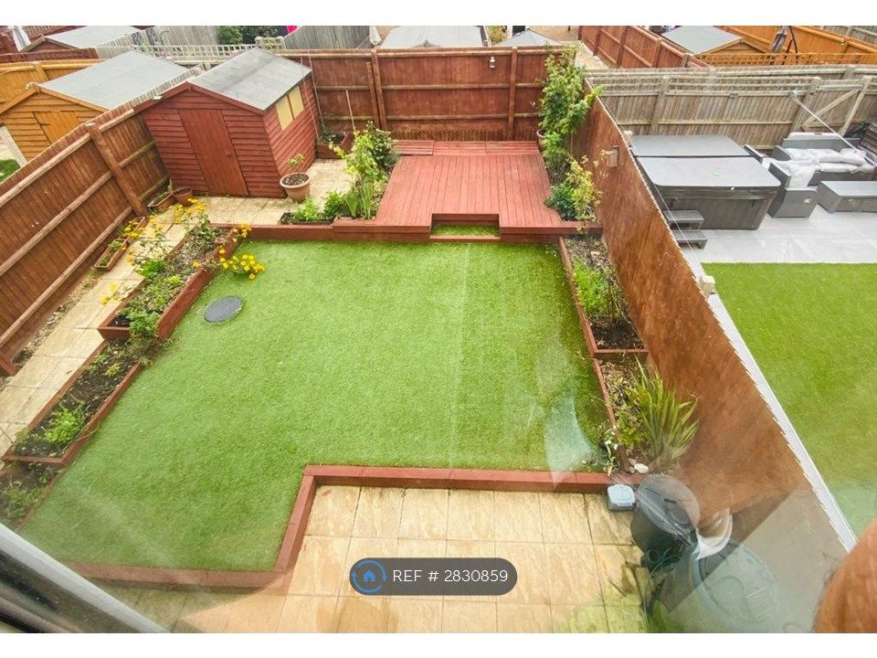 Property photo 3 of 11 Back Garden