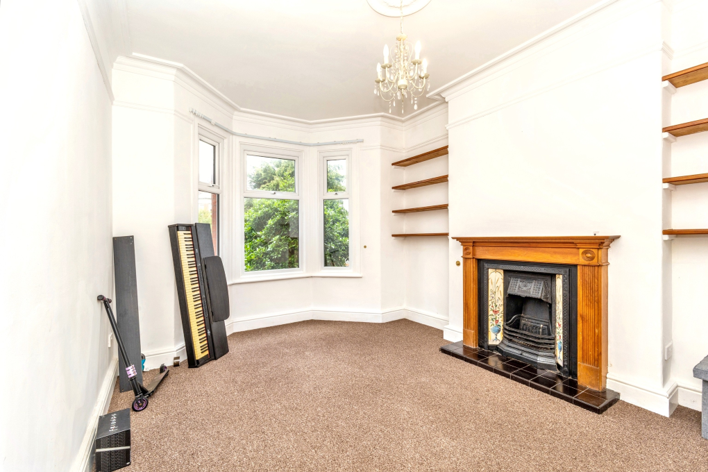 Property photo 3 of 14
