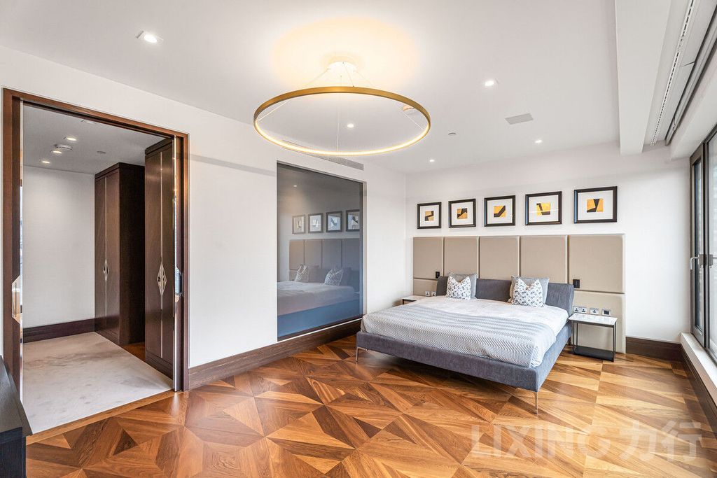 Property photo 3 of 32