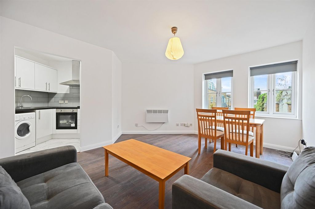 Property photo 2 of 8 Rclr- 59 Bryons Mews- Reception 9 (1).Jpg