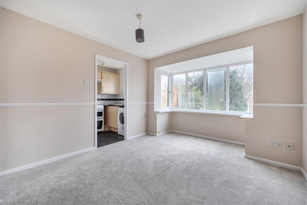 Property photo 2 of 14 1409269-13-6995Ef083E6B9.Jpg