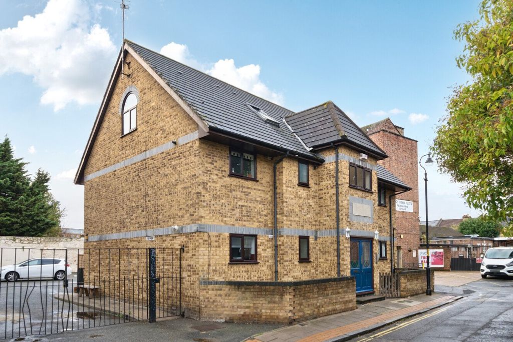 Property photo 1 of 15 Picture No. 03