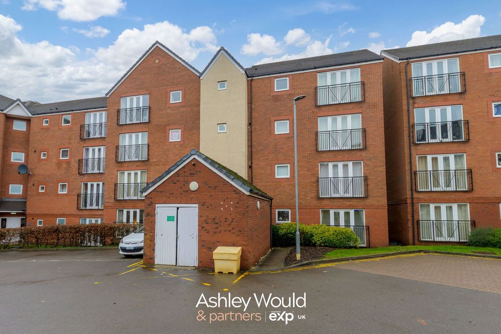 Property photo 1 of 16