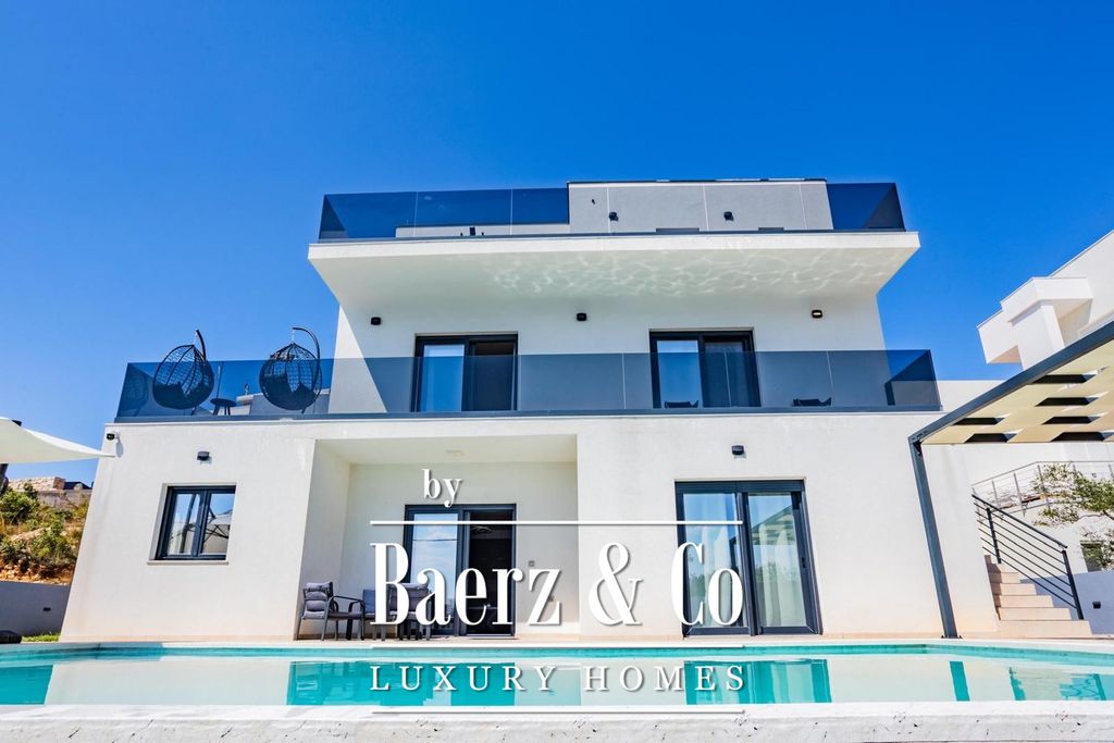 Property photo 1 of 35