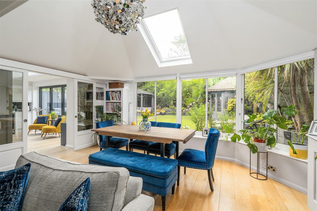 Property photo 3 of 22 3 Denton Croft_10.Jpg