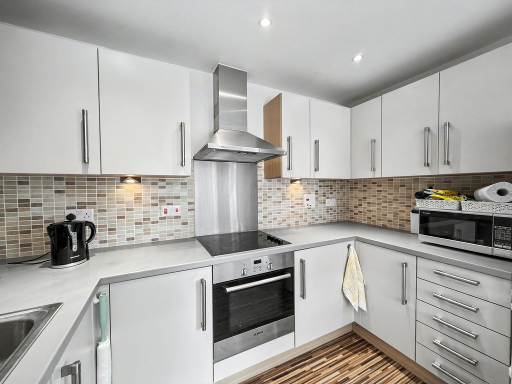 Property photo 3 of 13