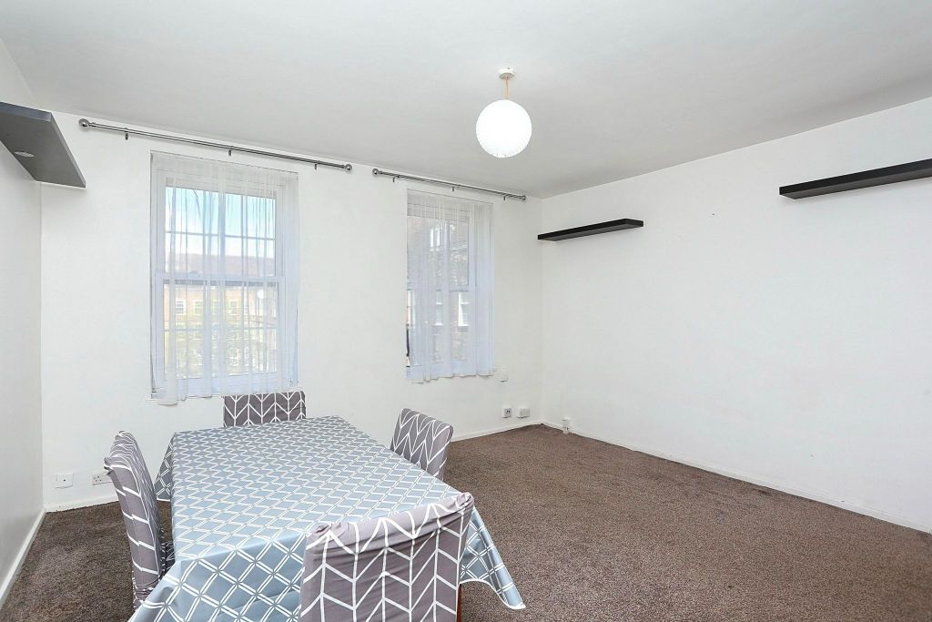 Property photo 2 of 13 Original-5B5B6Ced-8E6F-4C8E-8D5E-0418A04589A1