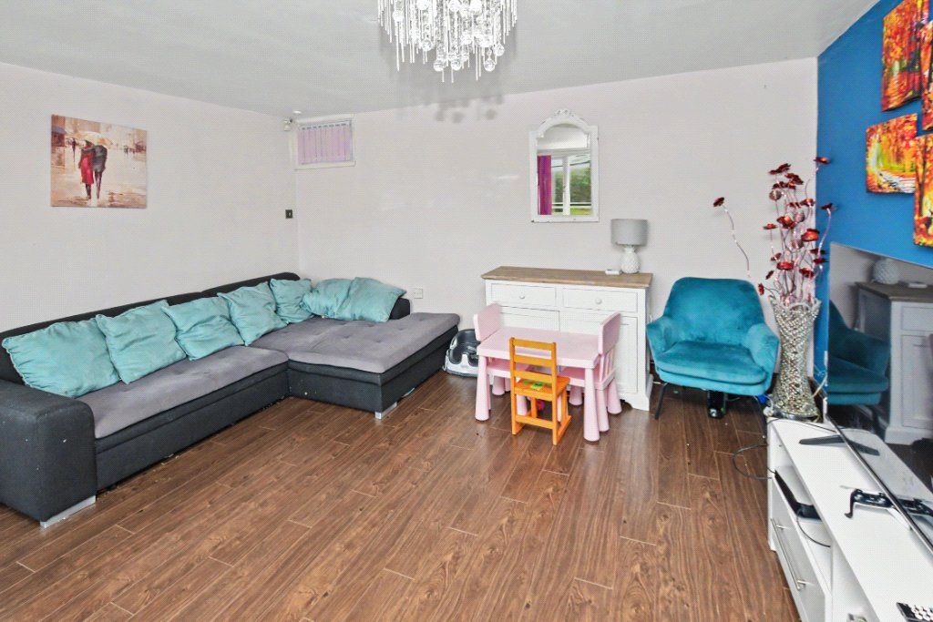 Property photo 3 of 13 Picture No. 10