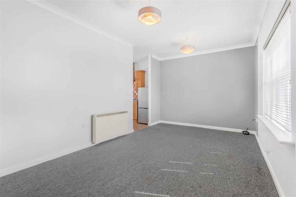 Property photo 3 of 9 Living Room