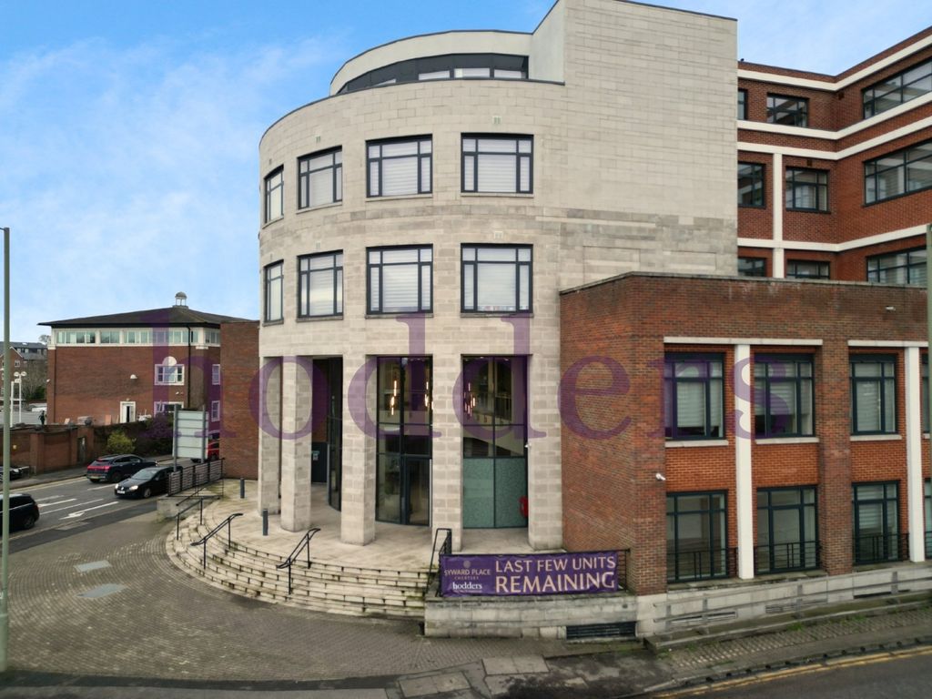 Property photo 2 of 14 Picture No. 16