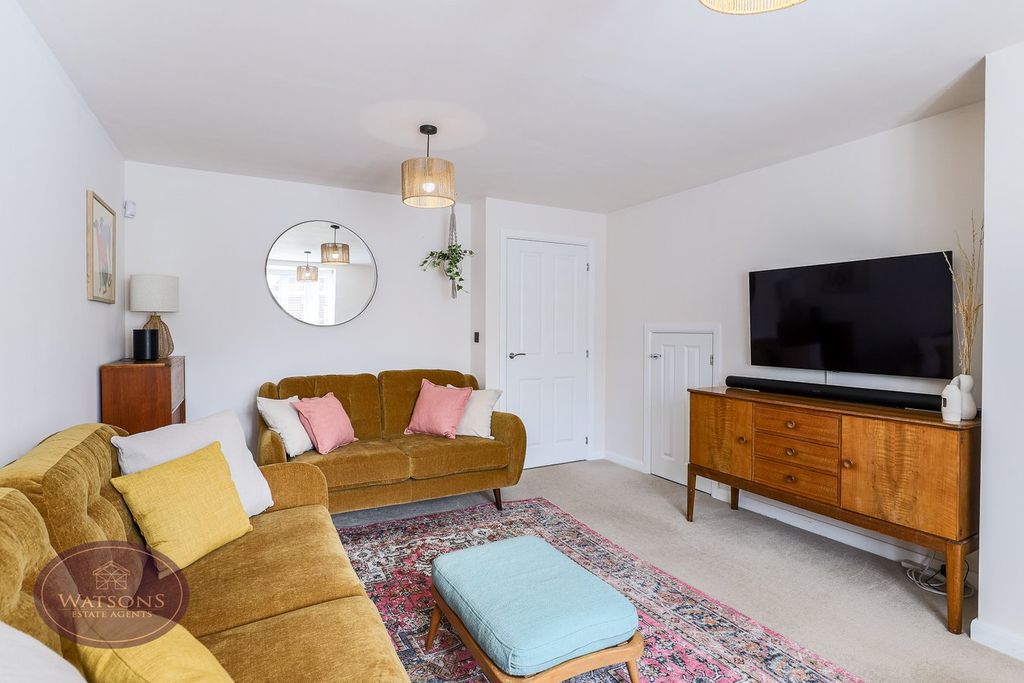 Property photo 3 of 29