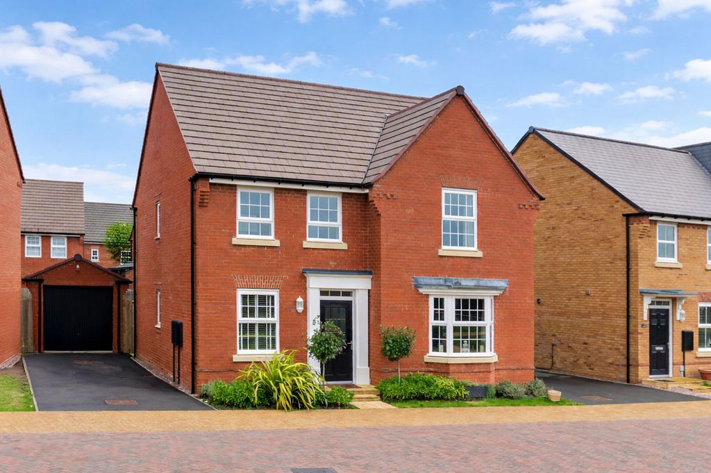 Property photo 1 of 25