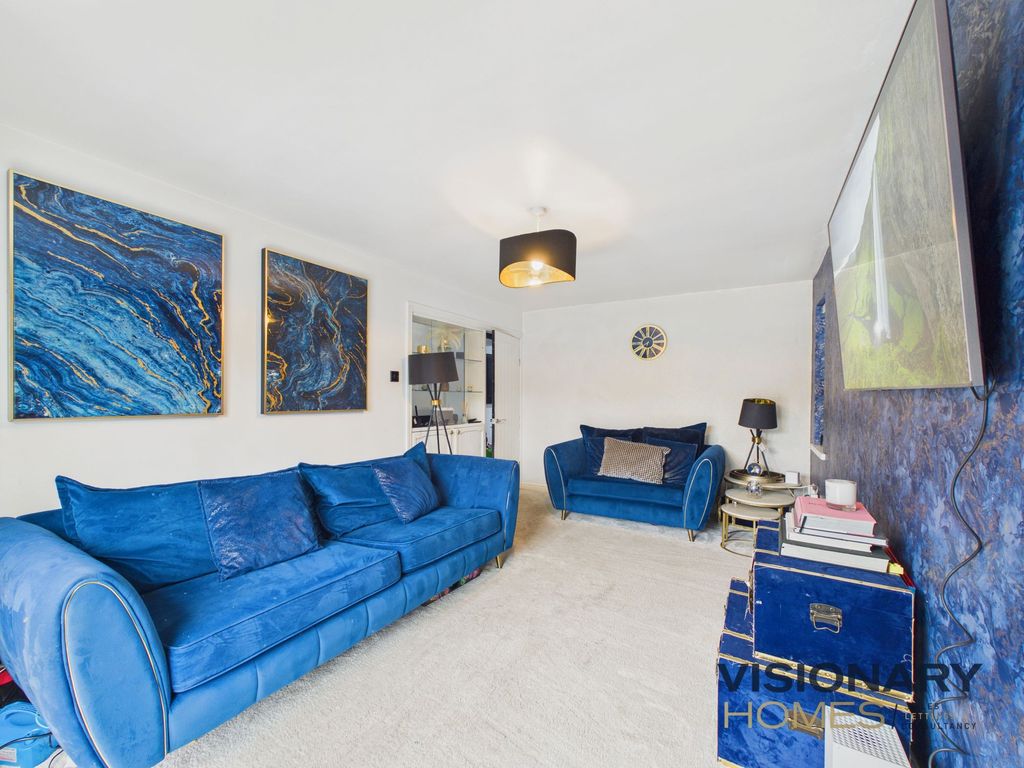 Property photo 1 of 27