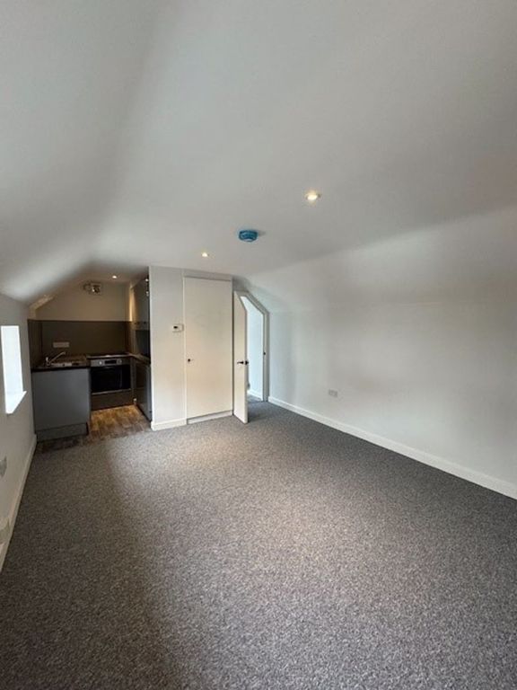 Property photo 2 of 6 Photo 7