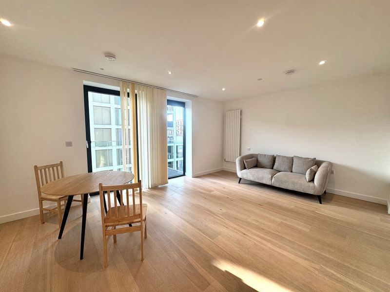 Property photo 2 of 11 Photo 6