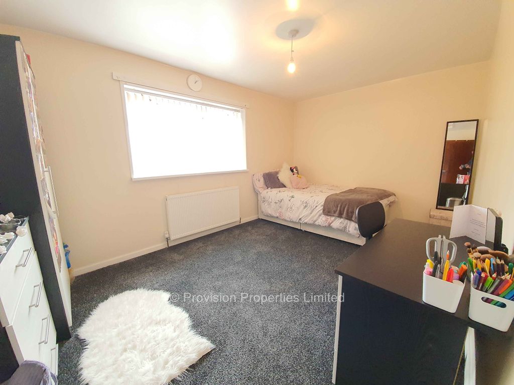 Property photo 2 of 15 Photo