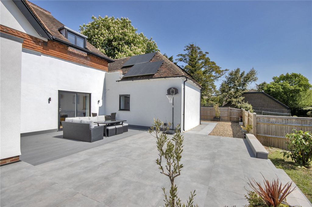 Property photo 3 of 26 Patio/Terrace