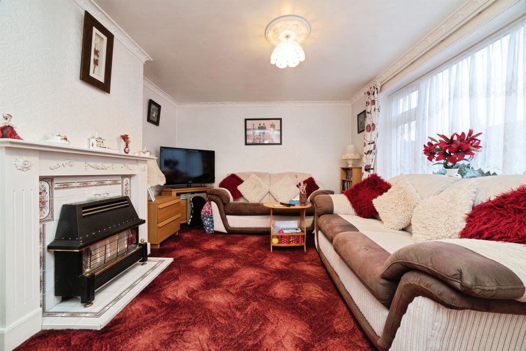 Property photo 2 of 12