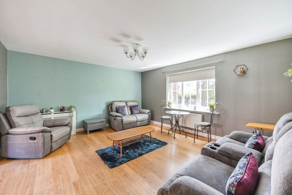 Property photo 2 of 15