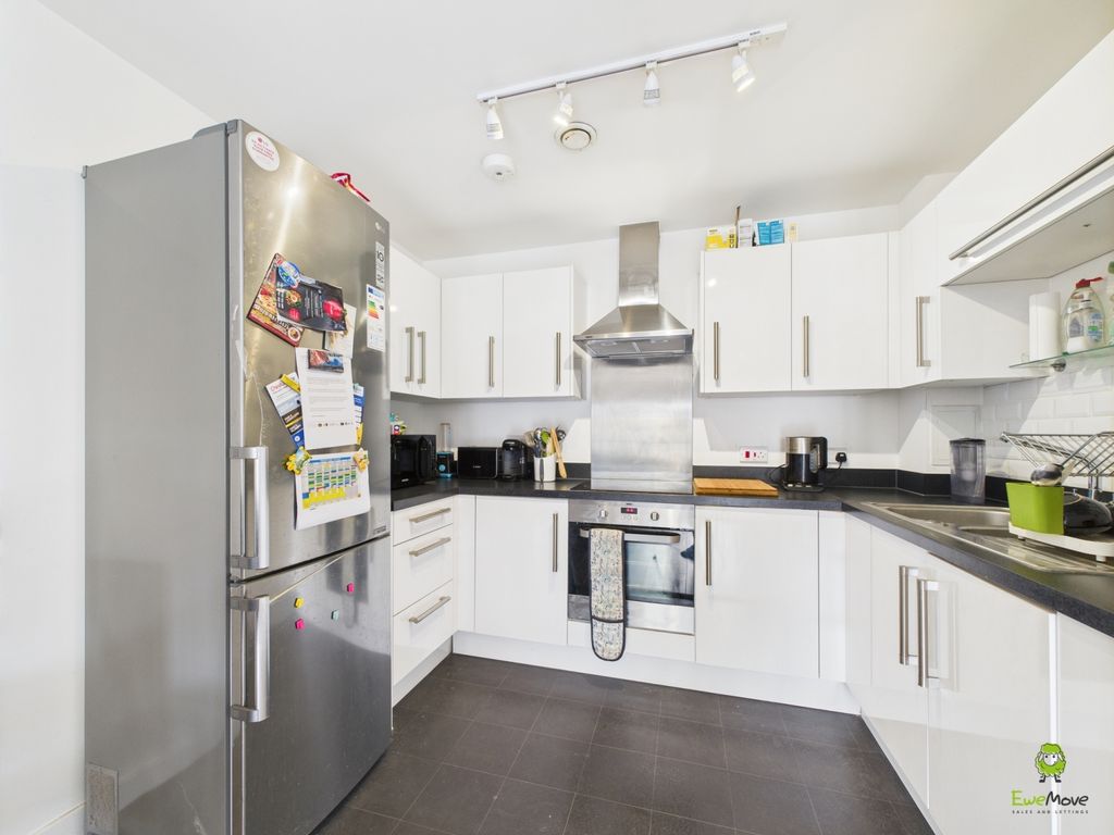 Property photo 3 of 11 Presented By Kevin At Ewemove Bexleyheath And Dart