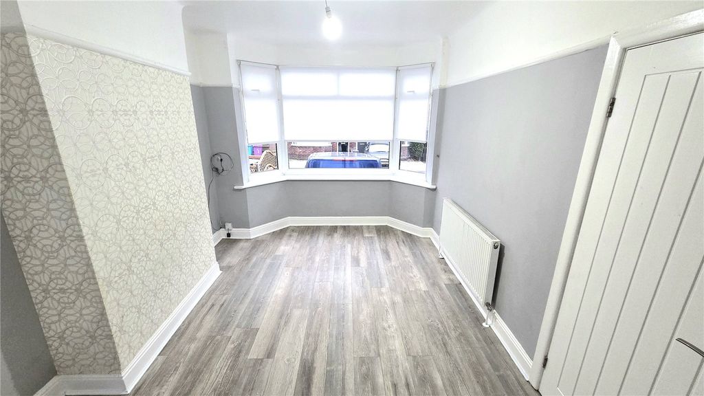 Property photo 3 of 15 Picture No. 37