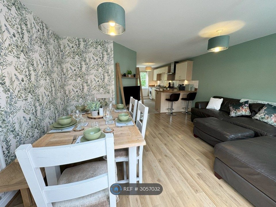 Property photo 1 of 28 Open-Plan Living Area