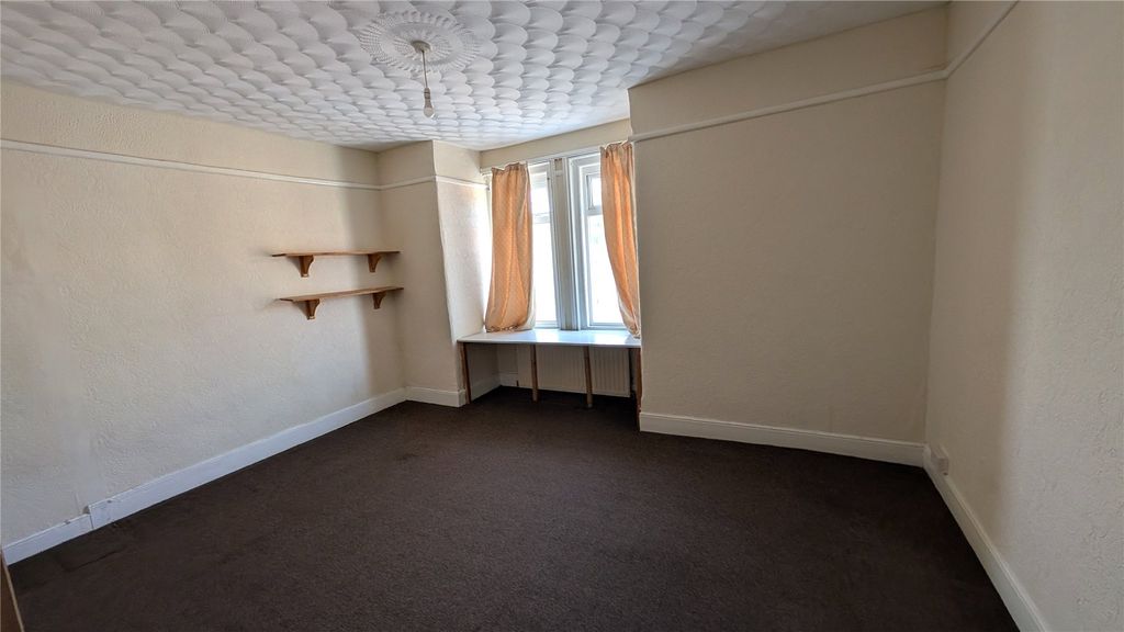 Property photo 3 of 11 Picture No. 09