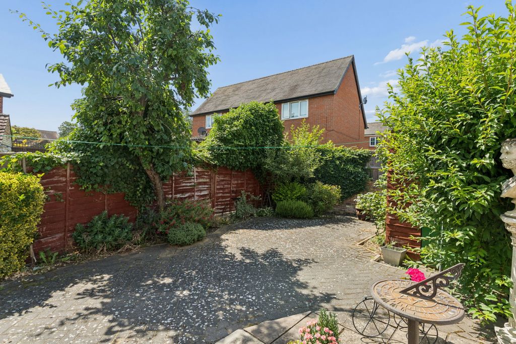 Property photo 3 of 16