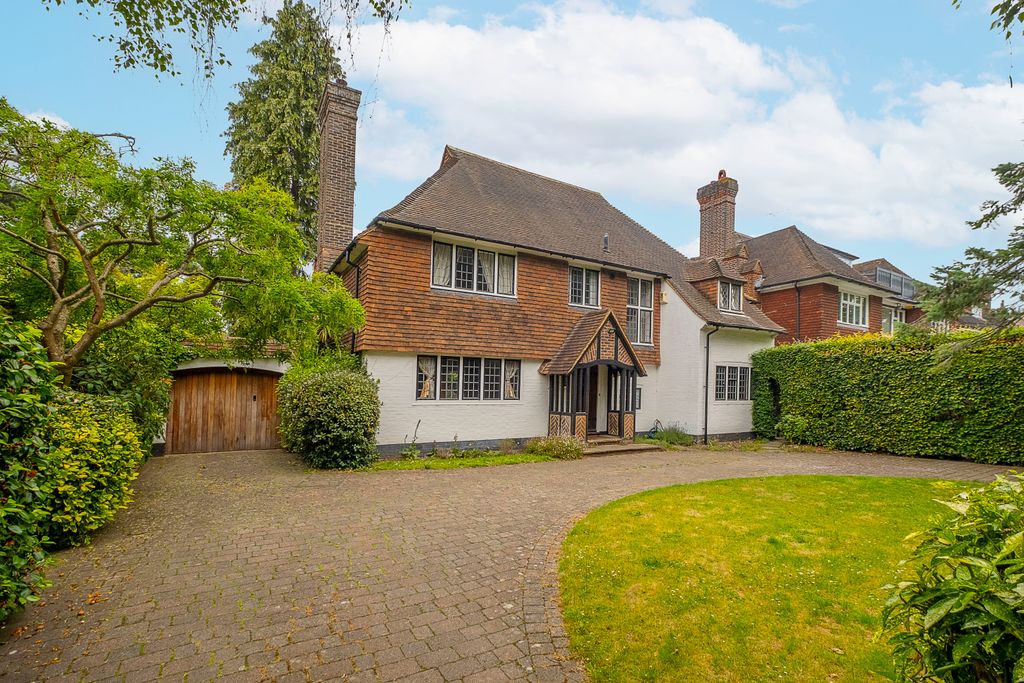 Property photo 1 of 31