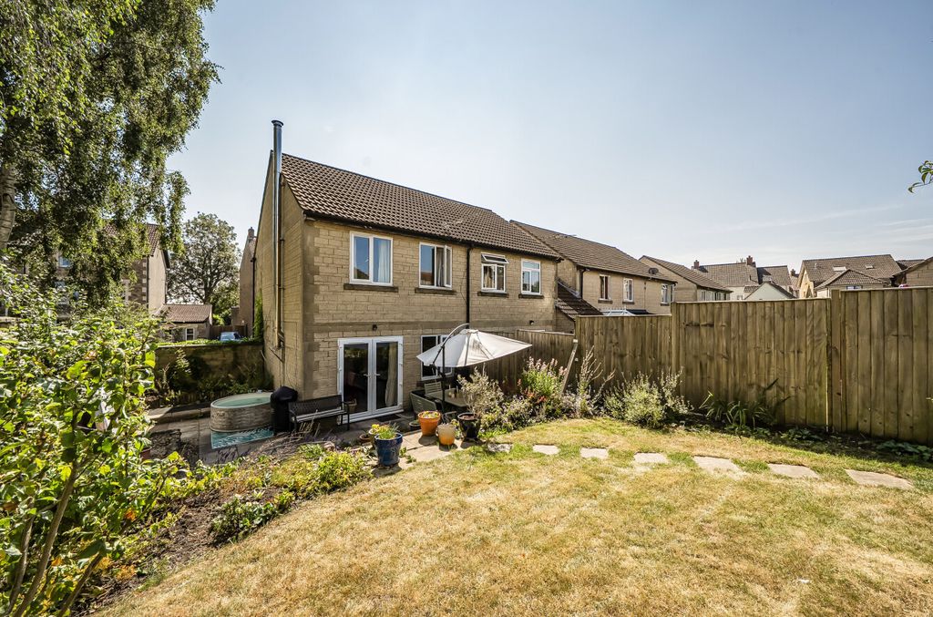 Property photo 2 of 20 1493666-6-6A58Af5...