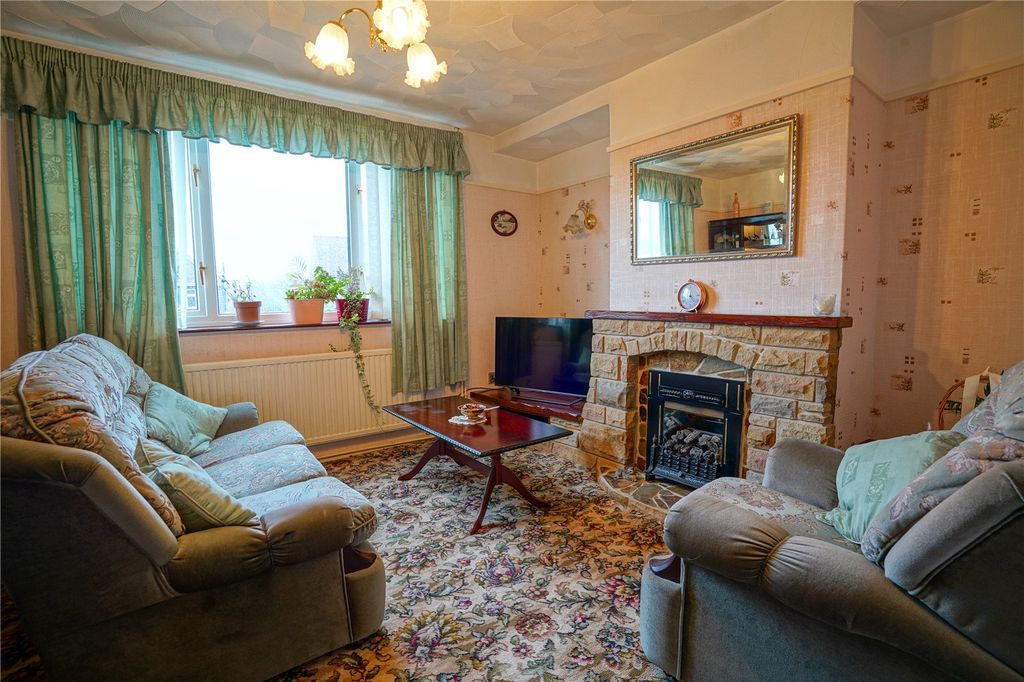 Property photo 2 of 11 Picture No. 07