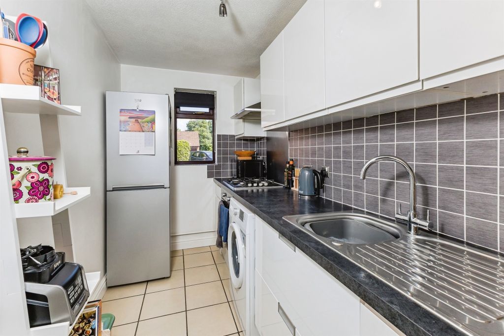 Property photo 3 of 15