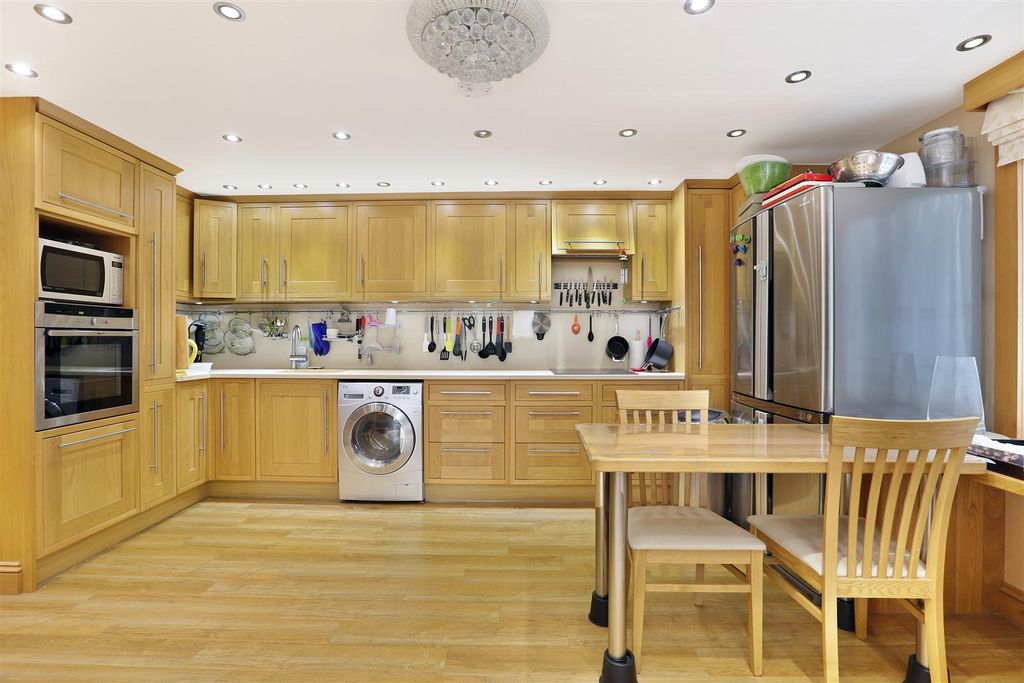 Property photo 3 of 12 Ach_1585.Jpg