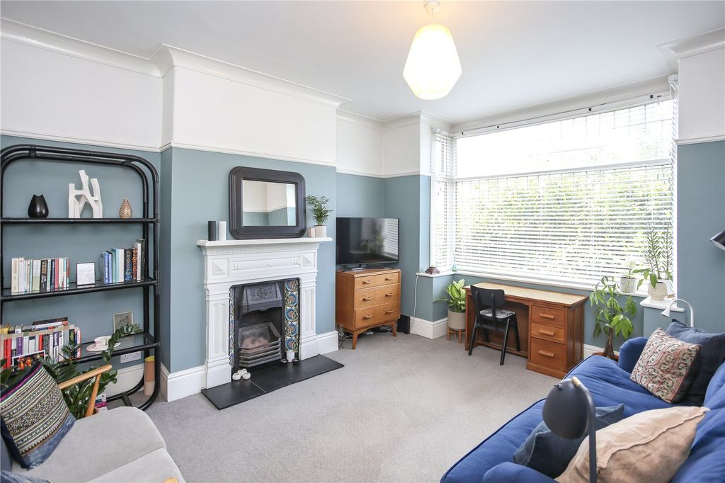 Property photo 3 of 33 Picture No. 05