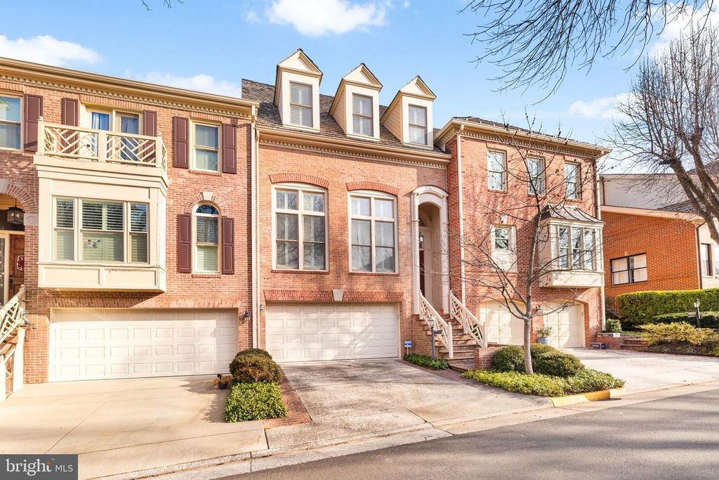 Property photo 1 of 3