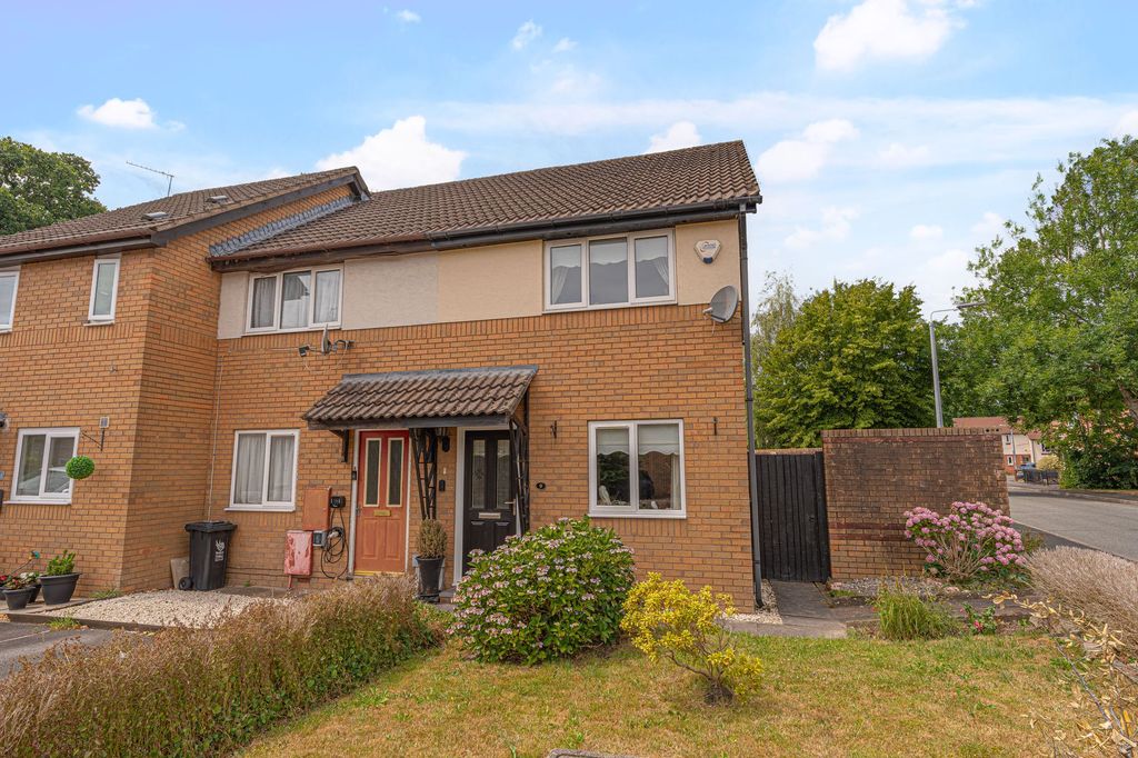Property photo 1 of 27