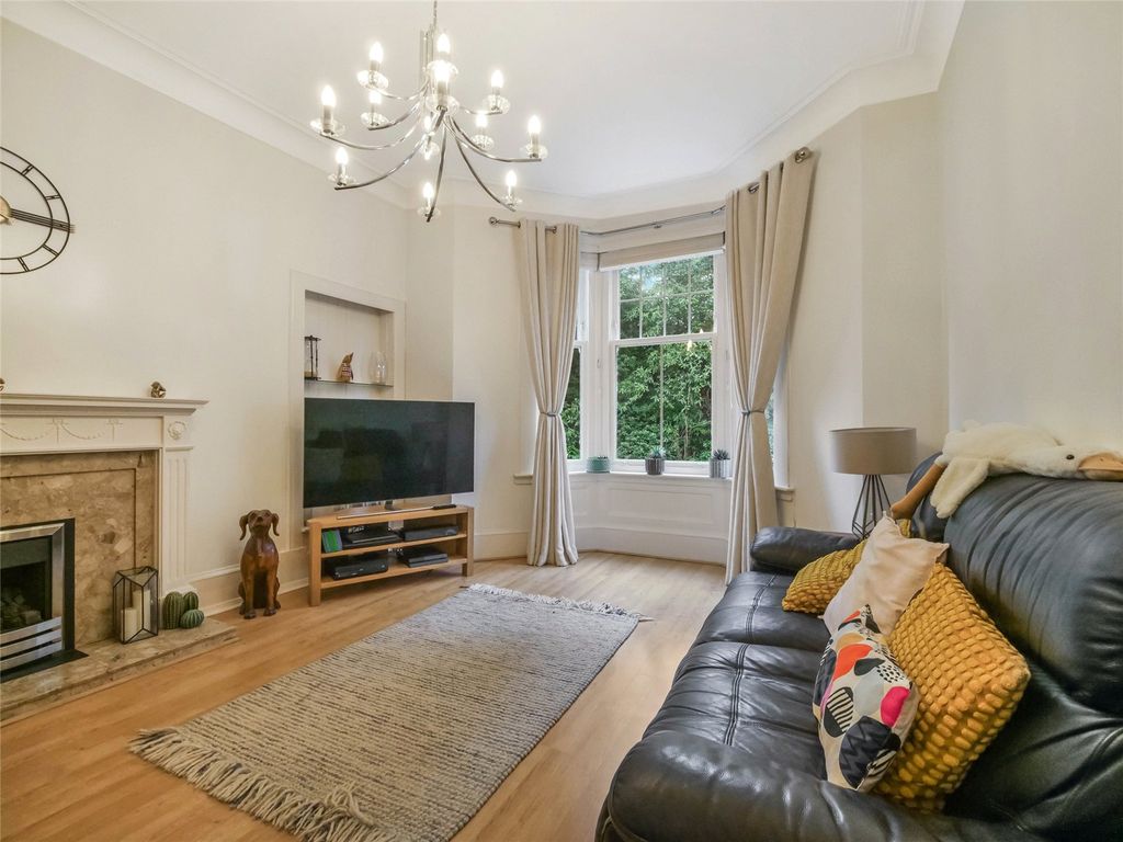 Property photo 1 of 22 Picture No. 04