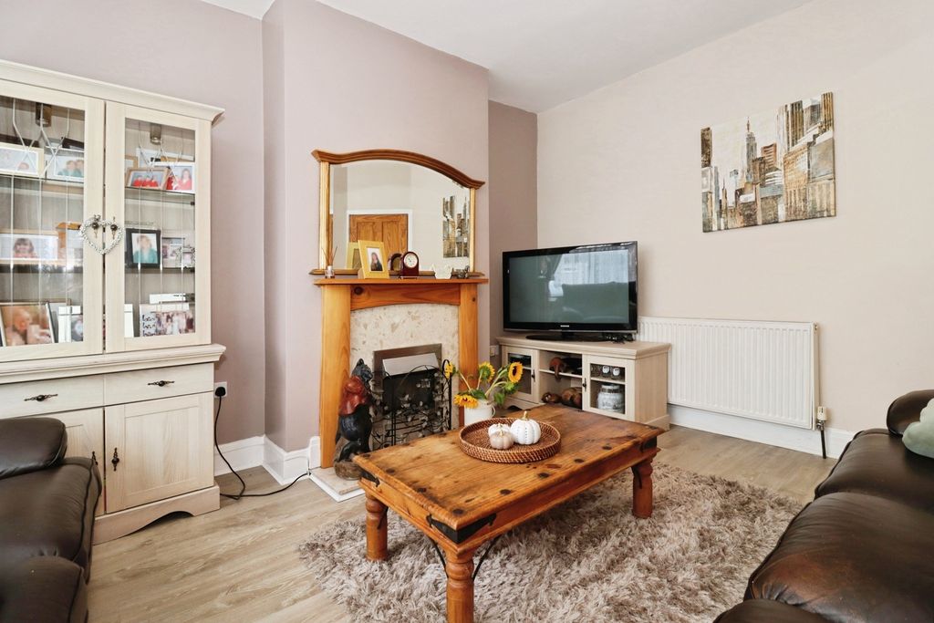 Property photo 2 of 13 Pbox-Img.Jpg