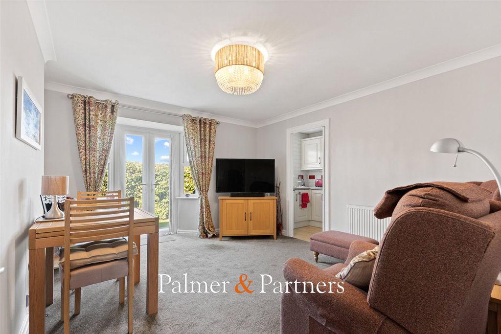 Property photo 2 of 14 Picture No. 07