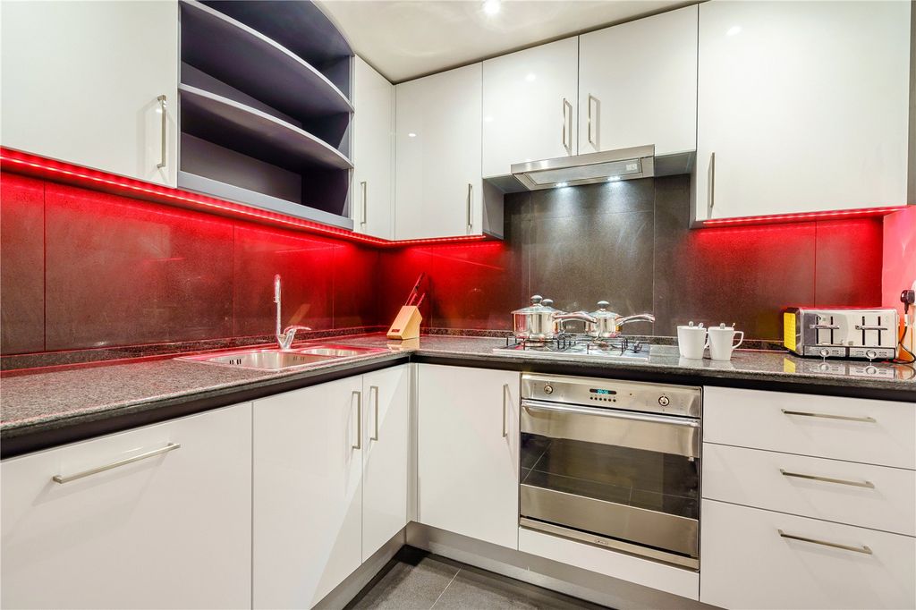 Property photo 2 of 13 Picture No. 01